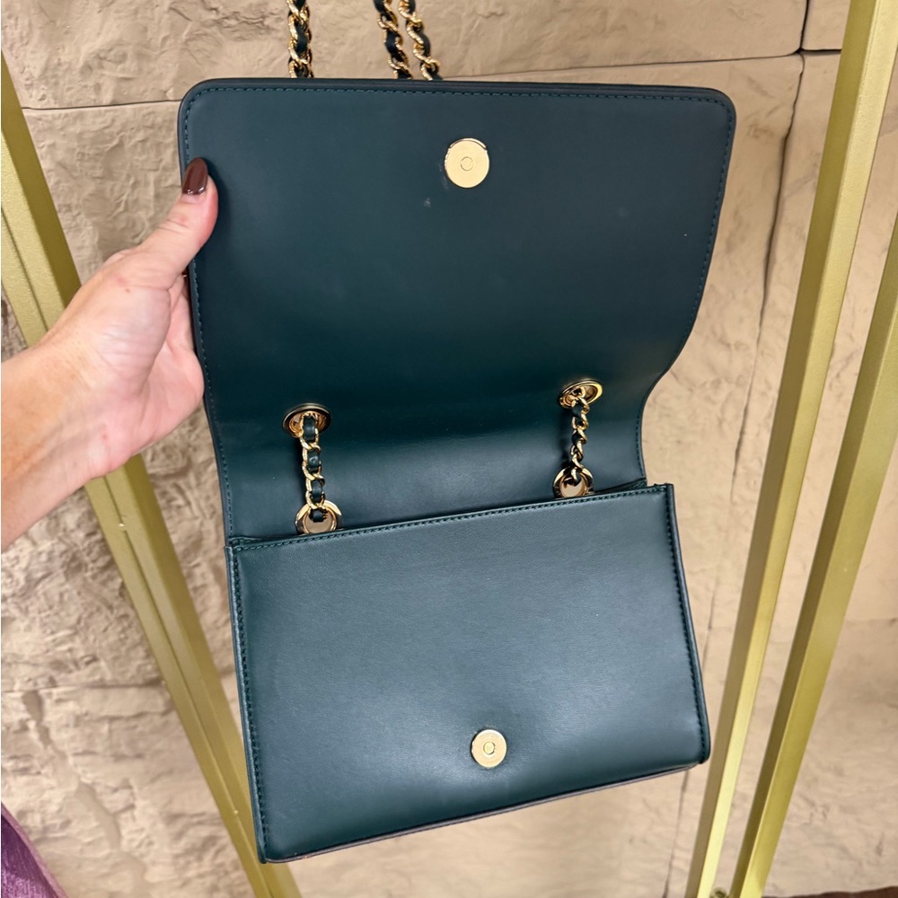 Tory Burch Teal Quilted Shoulder Bag with Chain Strap - Picture 5 of 9
